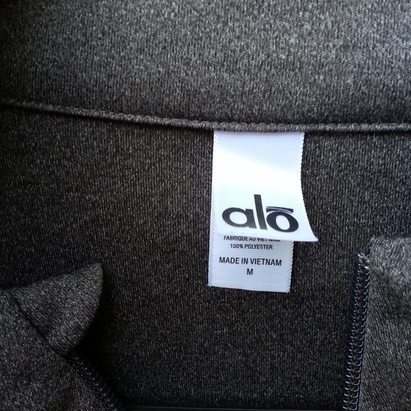 ALO yoga | Grey 1/4 zip pullover size M - Picture 2 of 4
